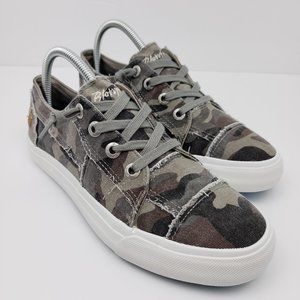 Blowfish | Shoes | Blowfish Malibu Womens Size 85 Camo Maxine Shoes |  Poshmark